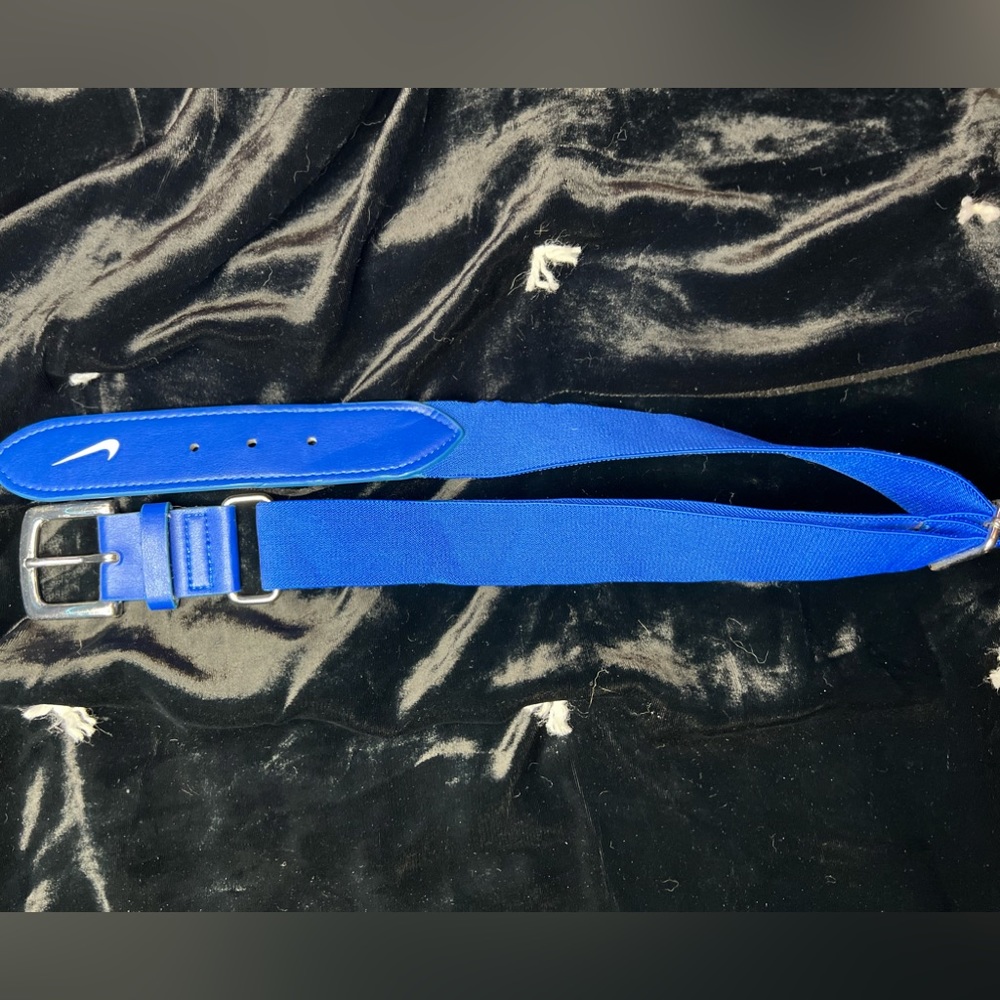 Nike baseball belt OS Blue w/white Nike sign